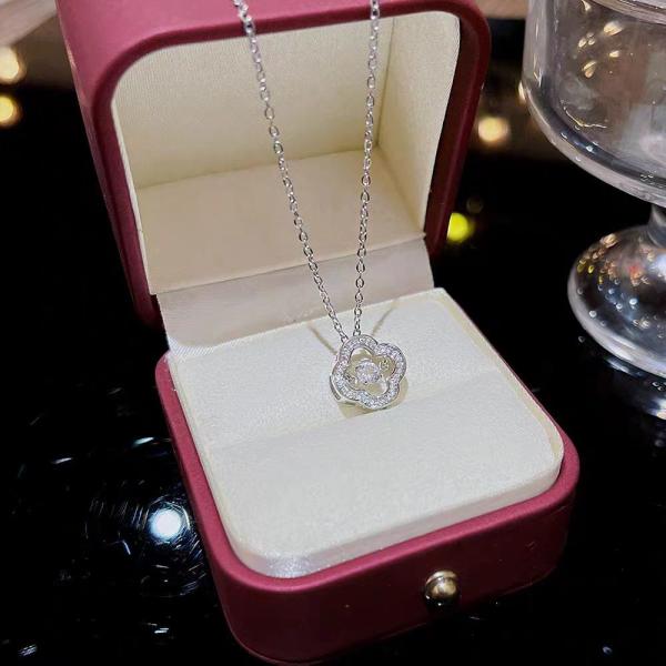 lab diamond clover necklace for gift