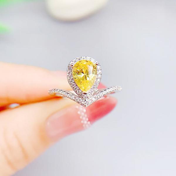 18k gold lab grown yellow diamond pear shape ring for girl