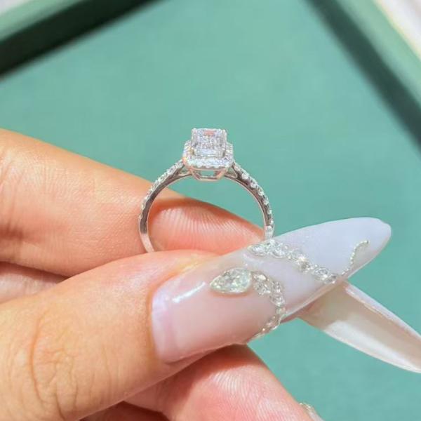 lab grown white diamond emerald shape diamond ring